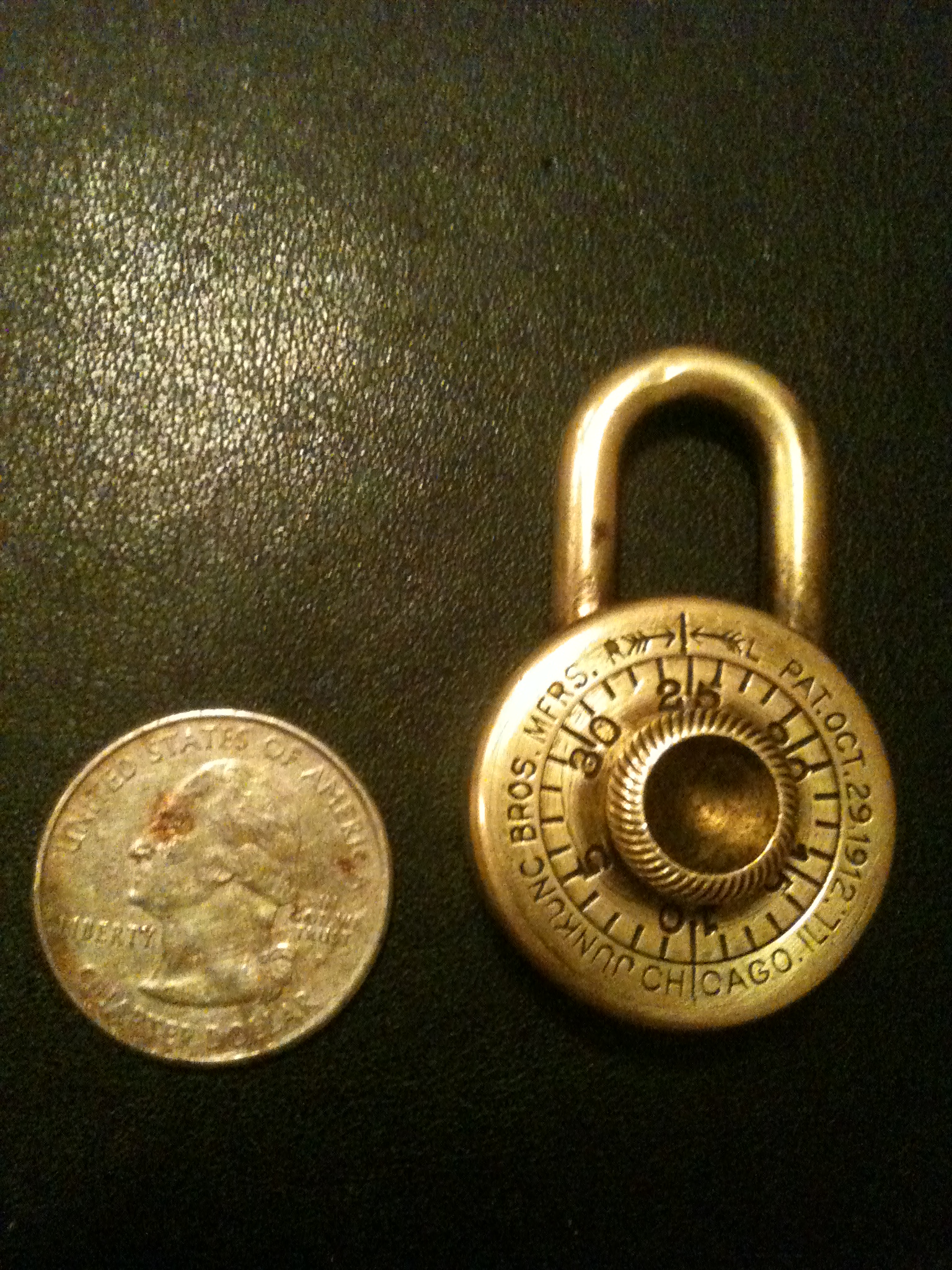 Junkunc small combination padlock 1.JPG