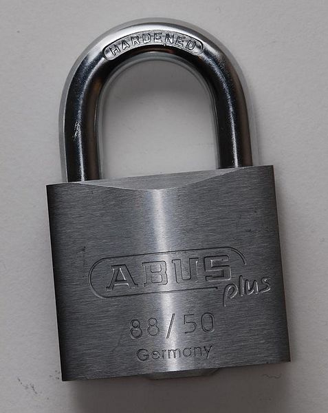 File:ABUS Plus 88 50 padlock.jpg