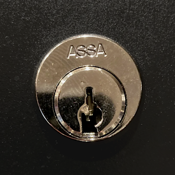 File:ASSA Maximum Plus cam lock-GWiens2001.png