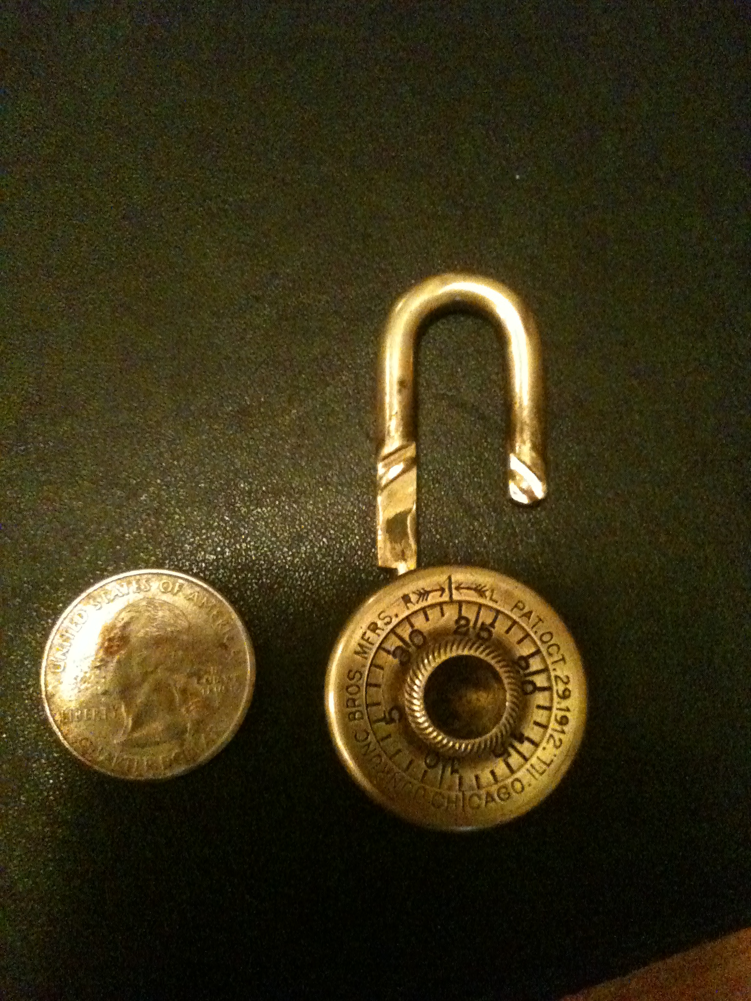 Junkunc small combination padlock 2.JPG