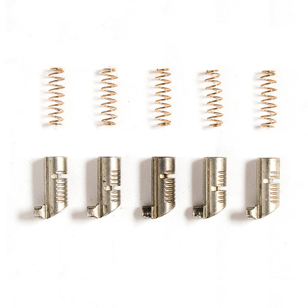 File:IKON WSW side pins crop - FXE47984.jpg