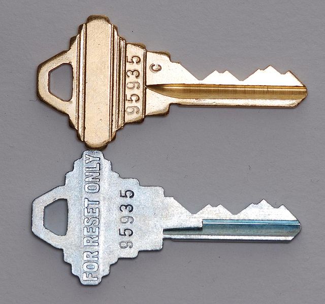 File:Schlage SecureKey keys.jpg