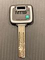 Mul-T-Lock MT5 cam lock key-GWiens2001.jpg