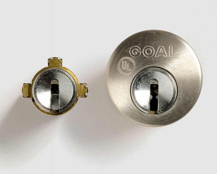 File:Goal V18 rim v compact - FXE47636.jpg