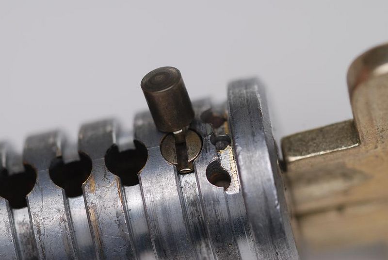 File:Corbin Emhart plug pins.jpg