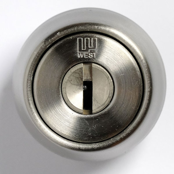 File:West 917 housing front view - FXE47515.jpg