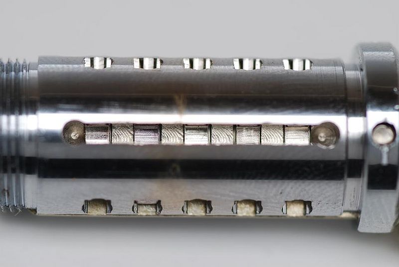 File:Scorpion CX5 sidebar aligned.jpg